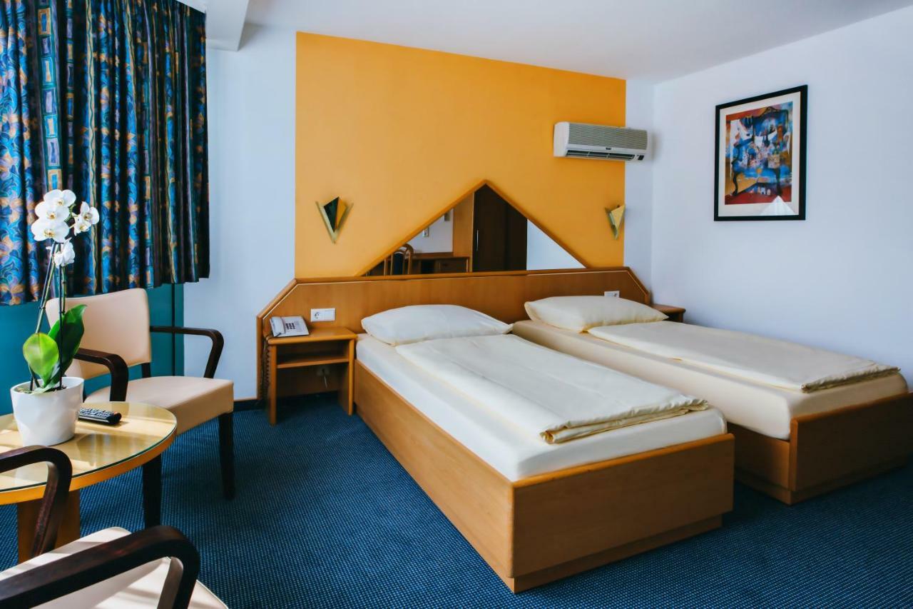 Hotel Central Weil am Rhein Eksteriør bilde